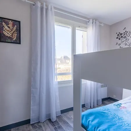 Les Etrilles Apartment