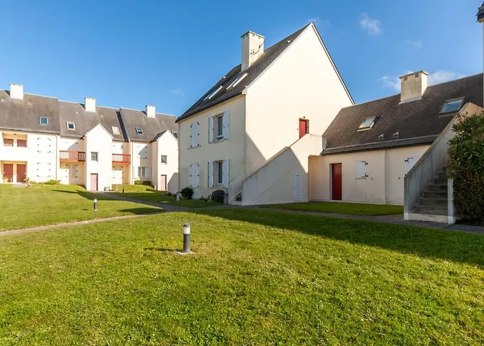 Les Etrilles Apartment *